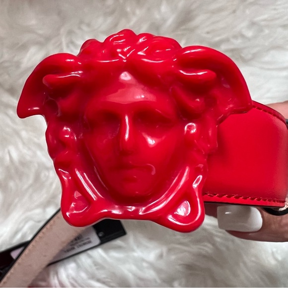 ❌SOLD❌ New! VERSACE Medusa Buckle Leather Belt - Picture 4 of 9